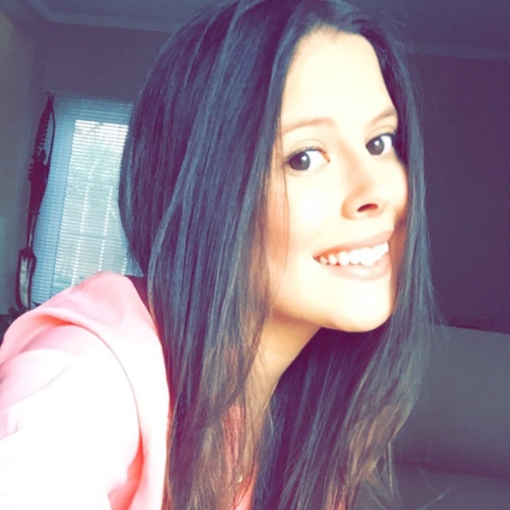 Meet your Posher, Maria